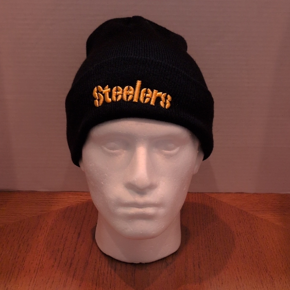 NFL Team Apparel Reebok Adult One Size Black Cufffed Steelers Ski Cap